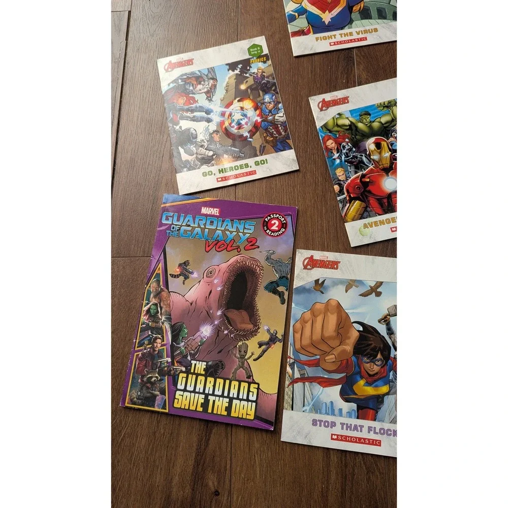 Marvel Avengers Phonics Books & Guardians of the Galaxy Reader Lot of 11